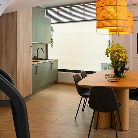 Central Guest House Maison d'hôtes *