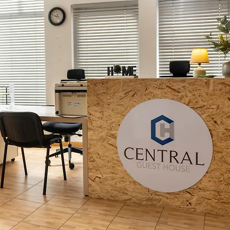 Central Guest House *