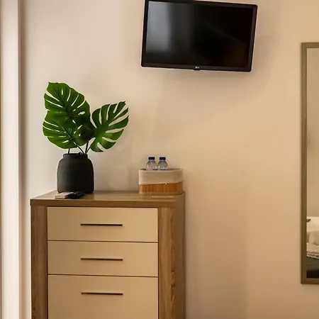 Pensionat Central Guest House *