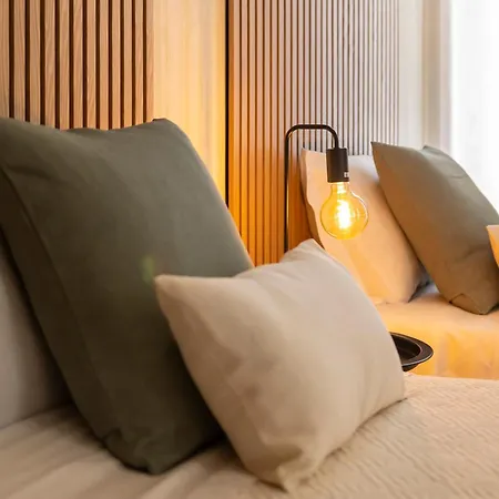 Central Guest House *