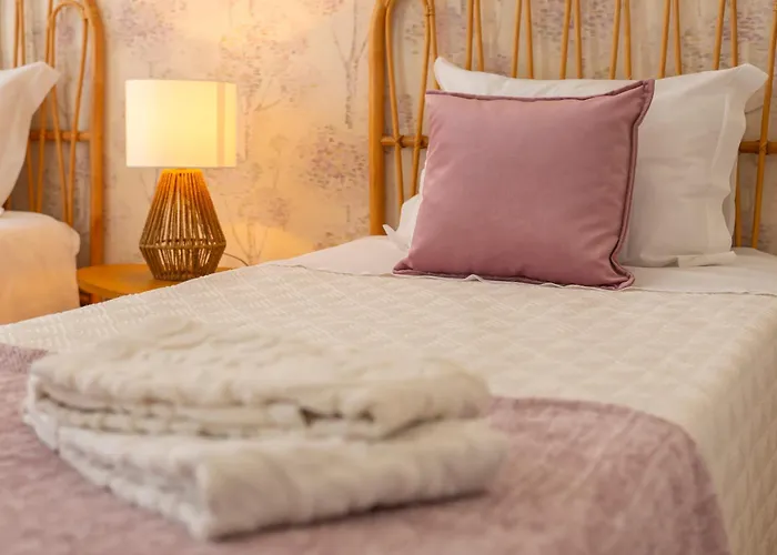 Central Guest House Πανσιόν