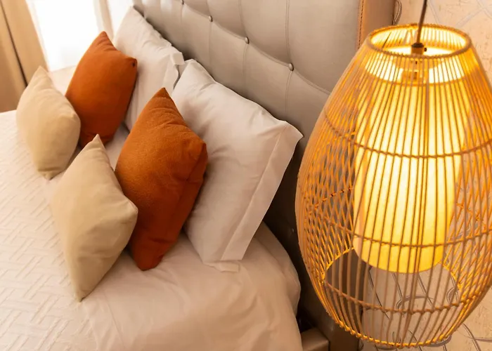 Central Guest House Pensión *