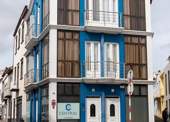 Pensión Central Guest House *