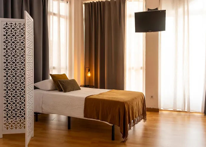 Central Guest House Πανσιόν *